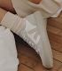 Valkoinen Beige